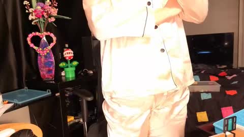 Snapshot of glaceon9 chatting on March 8, 2025, 9:50 am glaceon9 online show from March 8, 2025, 9:50 am