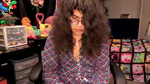 Snapshot of glaceon9 chatting on September 30, 2025, 2:22 pm glaceon9 online show from September 30, 2025, 2:22 pm