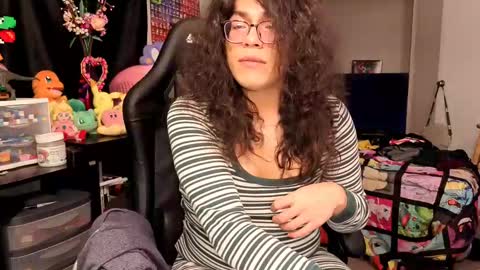 Snapshot of glaceon9 chatting on October 4, 2025, 6:22 am glaceon9 online show from October 4, 2025, 6:22 am