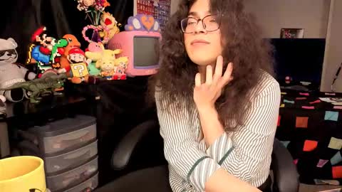 Snapshot of glaceon9 chatting on October 27, 2025, 10:25 pm glaceon9 online show from October 27, 2025, 10:25 pm