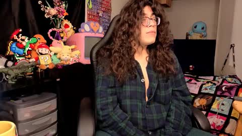 Snapshot of glaceon9 chatting on October 31, 2025, 11:22 am glaceon9 online show from October 31, 2025, 11:22 am