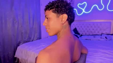 Snapshot of glader_guy chatting on October 2, 2025, 9:44 pm only for you bby online show from October 2, 2025, 9:44 pm