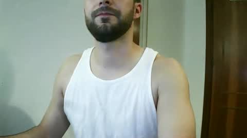 gladiator_18 online show from February 2, 2025, 11:42 pm