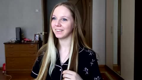 Violetta online show from February 22, 2026, 4:35 am