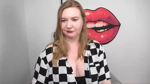 Snapshot of glamorousnikki chatting on November 7, 2025, 3:34 pm Nikki online show from November 7, 2025, 3:34 pm