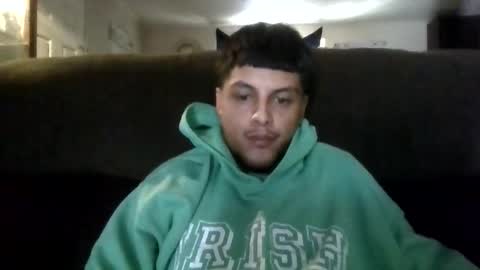 glly555 online show from April 19, 2026, 3:22 pm