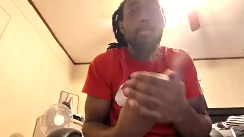 glomightyj online show from May 31, 2026, 4:25 pm