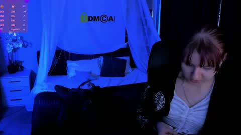 Snapshot of gloria_bubble chatting on April 18, 2026, 7:58 pm your dream online show from April 18, 2026, 7:58 pm