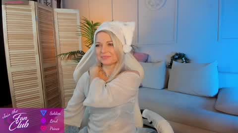 Snapshot of gloria_lovely chatting on December 30, 2024, 1:58 pm Gloria online show from December 30, 2024, 1:58 pm