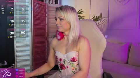 Snapshot of gloria_lovely chatting on January 13, 2025, 10:58 am Gloria online show from January 13, 2025, 10:58 am