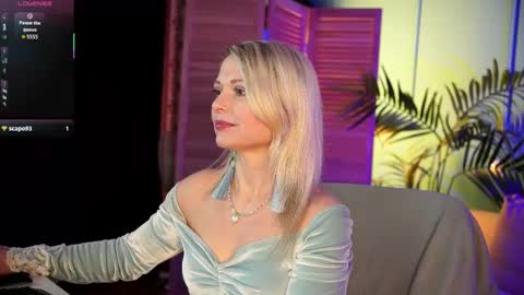 Snapshot of gloria_lovely chatting on September 23, 2025, 11:13 am Gloria online show from September 23, 2025, 11:13 am