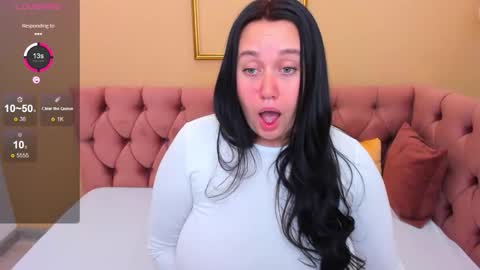 Snapshot of gloriabates chatting on October 6, 2025, 12:52 am Gloria online show from October 6, 2025, 12:52 am