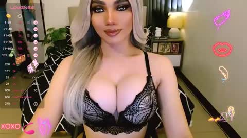 Kim - DONT FORGET TO FOLLOW AND GIME THUMBS UP online show from January 23, 2025, 6:17 am