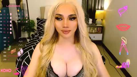 Kim - DONT FORGET TO FOLLOW AND GIME THUMBS UP online show from March 9, 2025, 8:40 am