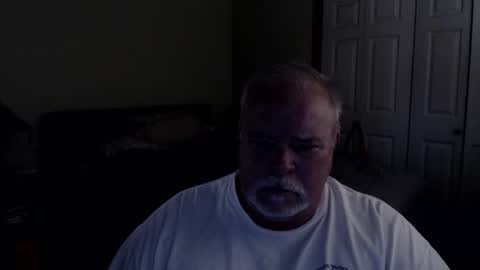 Snapshot of gmctruckguy chatting on October 31, 2025, 4:19 pm gmctruckguy online show from October 31, 2025, 4:19 pm