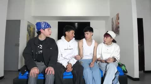 THOMAS AND DAMIAND online show from October 10, 2025, 6:07 pm