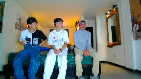 Snapshot of gnecos chatting on May 30, 2026, 1:19 pm THOMAS AND DAMIAND online show from May 30, 2026, 1:19 pm