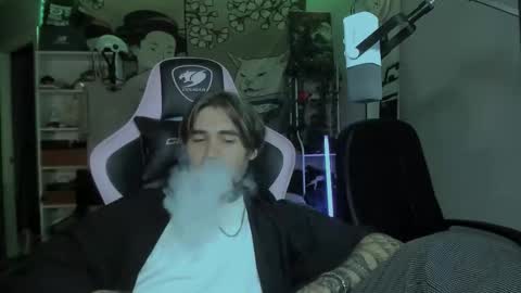 Snapshot of go_v_cs chatting on October 10, 2025, 4:11 am NPC online show from October 10, 2025, 4:11 am