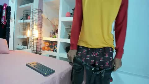 GOBEE online show from September 17, 2025, 3:08 am