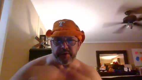 IDKIDCIDGAF online show from October 10, 2025, 6:45 am