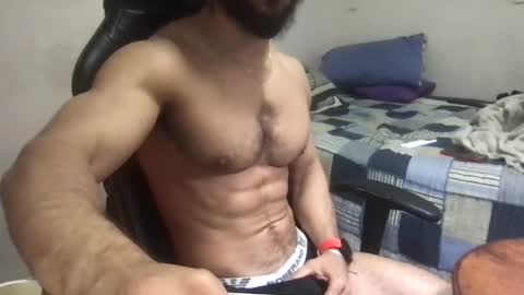 god hunkules online show from January 10, 2025, 6:49 pm