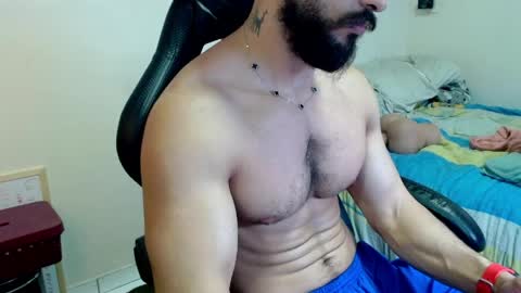 god hunkules online show from May 18, 2026, 3:51 pm