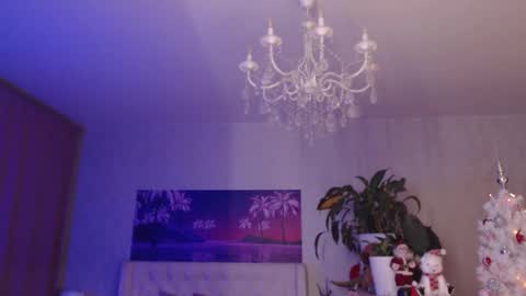 Snapshot of goddes_goldie chatting on December 24, 2024, 1:28 pm Goldie online show from December 24, 2024, 1:28 pm