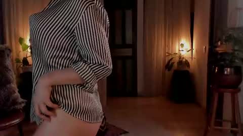 Elena online show from June 28, 2026, 11:11 pm