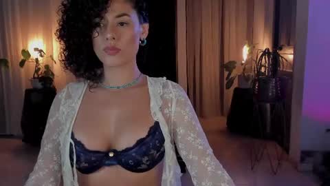 Elena online show from August 1, 2026, 1:05 am