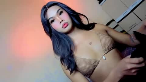goddes_kella online show from July 26, 2026, 6:43 am
