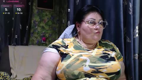 Snapshot of goddess57 chatting on September 10, 2025, 9:04 pm Goddess online show from September 10, 2025, 9:04 pm