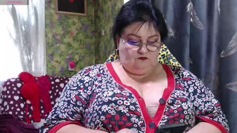 Snapshot of goddess57 chatting on October 10, 2025, 10:14 am Goddess online show from October 10, 2025, 10:14 am