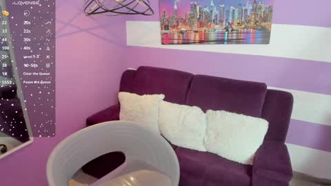 M A R T I N A  online show from December 11, 2024, 8:50 pm