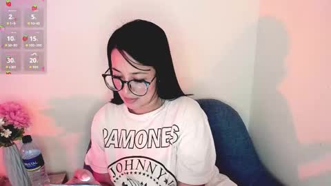 M A R T I N A  online show from November 18, 2025, 7:51 pm