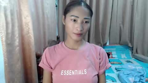 goddess_queen25 online show from March 31, 2026, 2:35 am