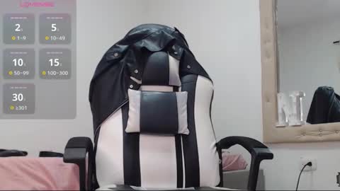 goddess_valen online show from December 2, 2025, 6:30 am