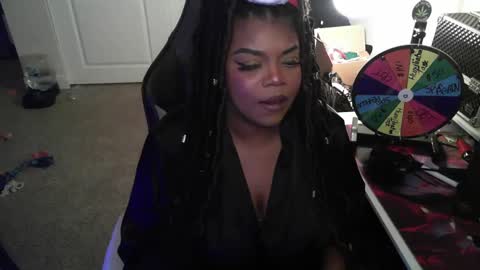 Snapshot of goddesscocoaa chatting on December 15, 2024, 10:39 am Goddess Cocoa online show from December 15, 2024, 10:39 am