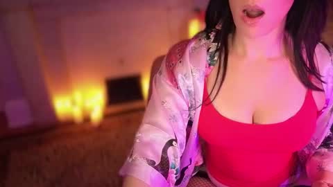 Snapshot of goddessmaenyc chatting on November 28, 2025, 2:25 am Goddess Mae NYC online show from November 28, 2025, 2:25 am