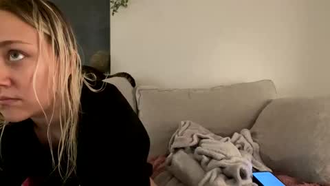 Snapshot of goddessmayvn chatting on February 5, 2025, 4:48 am GoddessMayvn online show from February 5, 2025, 4:48 am