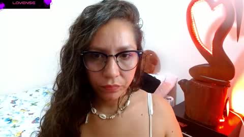 Snapshot of goddessnahi chatting on December 22, 2024, 5:23 am Naih Reyes online show from December 22, 2024, 5:23 am
