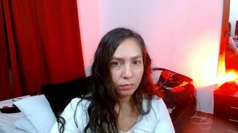 Snapshot of goddessnahi chatting on January 22, 2025, 7:35 am Naih Reyes online show from January 22, 2025, 7:35 am