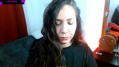 Snapshot of goddessnahi chatting on March 4, 2025, 3:44 am Naih Reyes online show from March 4, 2025, 3:44 am