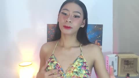 Kyla and Nian online show from October 12, 2025, 2:43 am