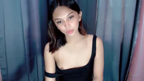 MISS LOVELY online show from April 11, 2026, 4:50 am