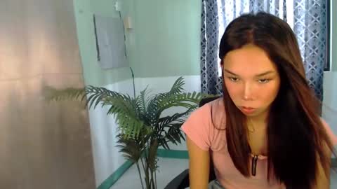 JENNIFER online show from December 21, 2024, 6:09 am
