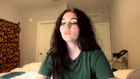Goddess Raven online show from February 2, 2025, 1:45 am
