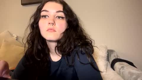 Goddess Raven online show from March 7, 2025, 1:42 am