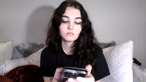 Goddess Raven online show from March 10, 2025, 1:45 am