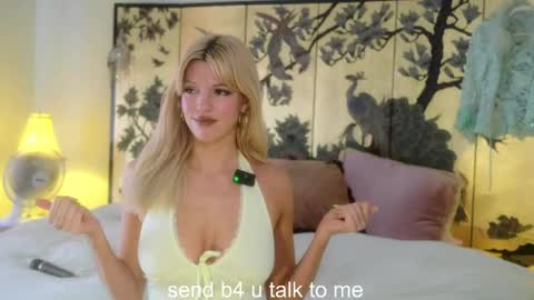 Snapshot of goddesssherry00 chatting on May 14, 2026, 8:15 pm Goddess Sherry online show from May 14, 2026, 8:15 pm