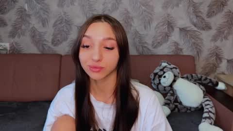 goddesssooul online show from March 13, 2026, 2:18 am